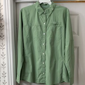Amazon Essentials Green Lightweight Button up Shirt